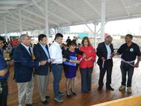 Inauguran Restauración del Muelle Prat