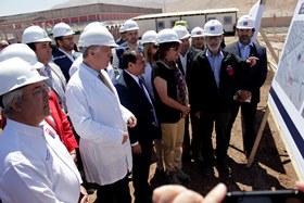 Ministros de Salud y Obras Públicas dan inicio a obras de Hospital de Alto Hospicio