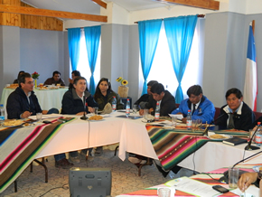 MOP presenta plan de infraestructura y gestión del recurso hídrico en reunión con alcaldes de comunas rurales